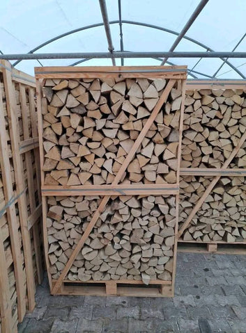 20 RM Buchenholz kammergetrocknet – Halbe LKW-Ladung ofenfertig